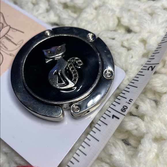 Silver Cat Folding Handbag Holder - Picture 4 of 5